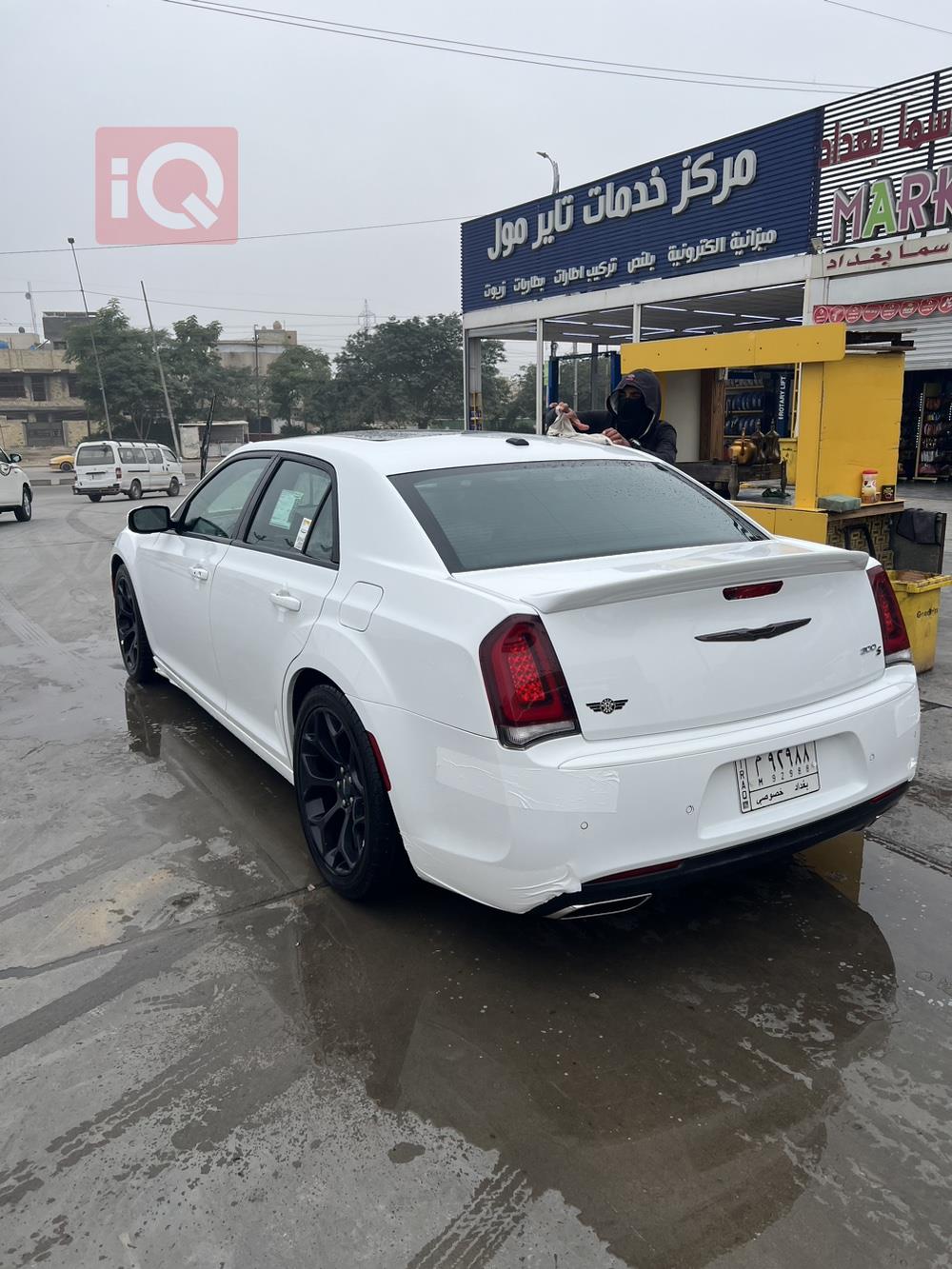 کرایسلەر 300
